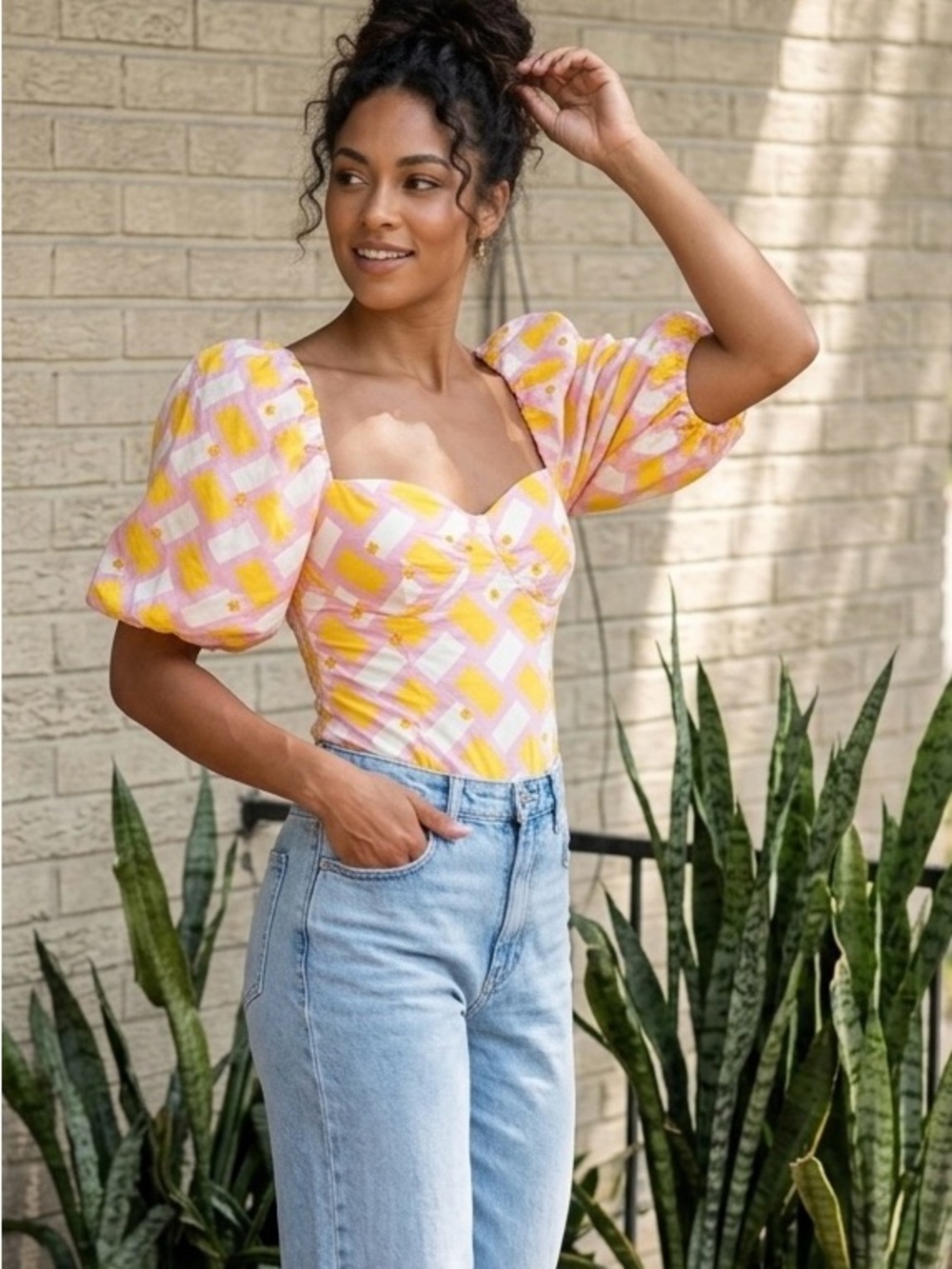 Zara Abstract Print Puff Sleeve Bodysuit Pink Yellow Sweetheart Neck Size M